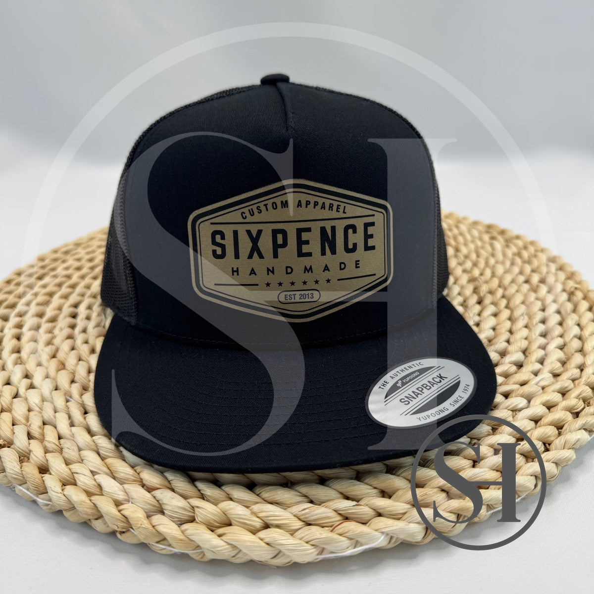 SIXPENCE HANDMADE SIGNATURE LEATHER PATCH SNAPBACK